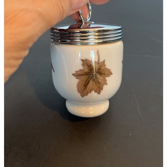 Royal Worcester Porcelain Egg Coddler. Standard Size - Picture 3 of 9